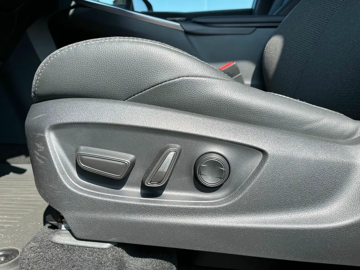 TOYOTA BZ