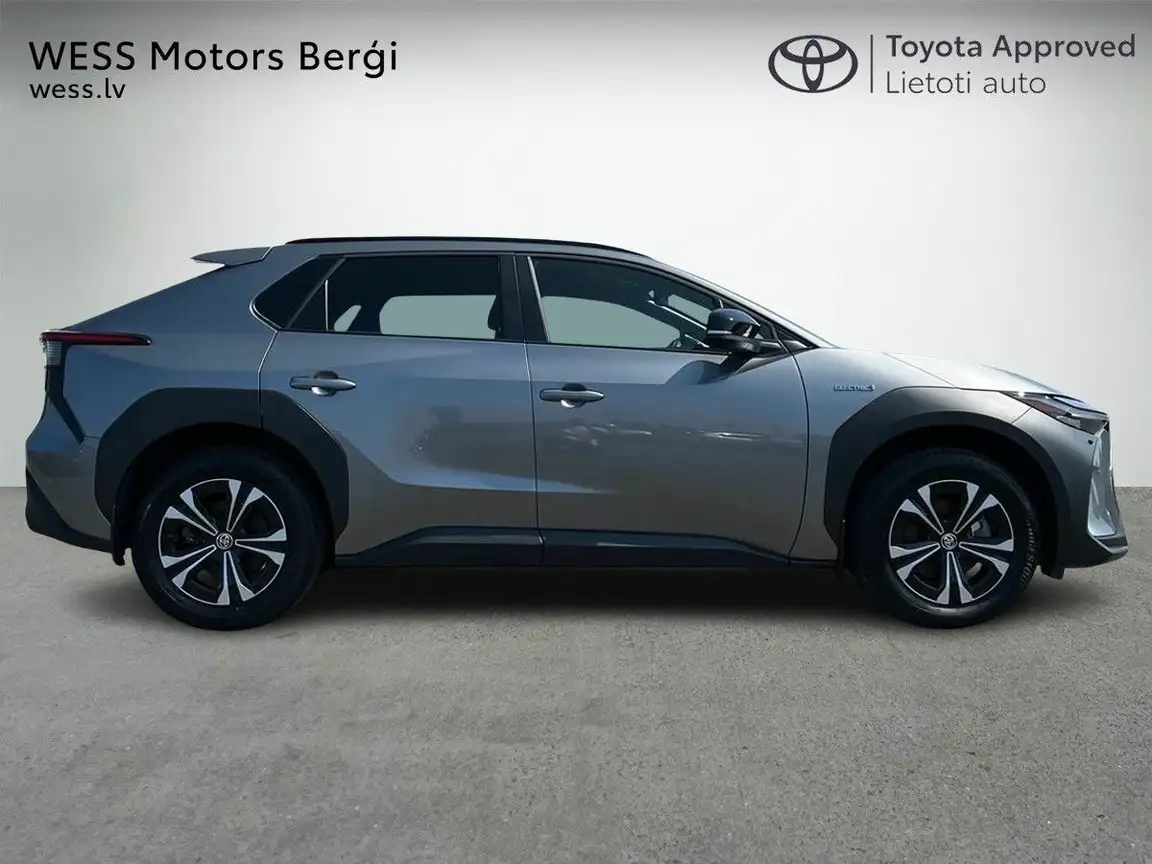 TOYOTA BZ