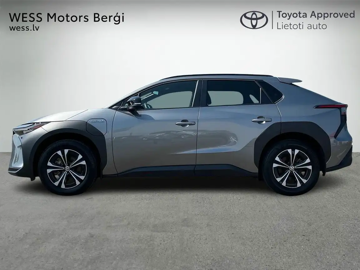 TOYOTA BZ