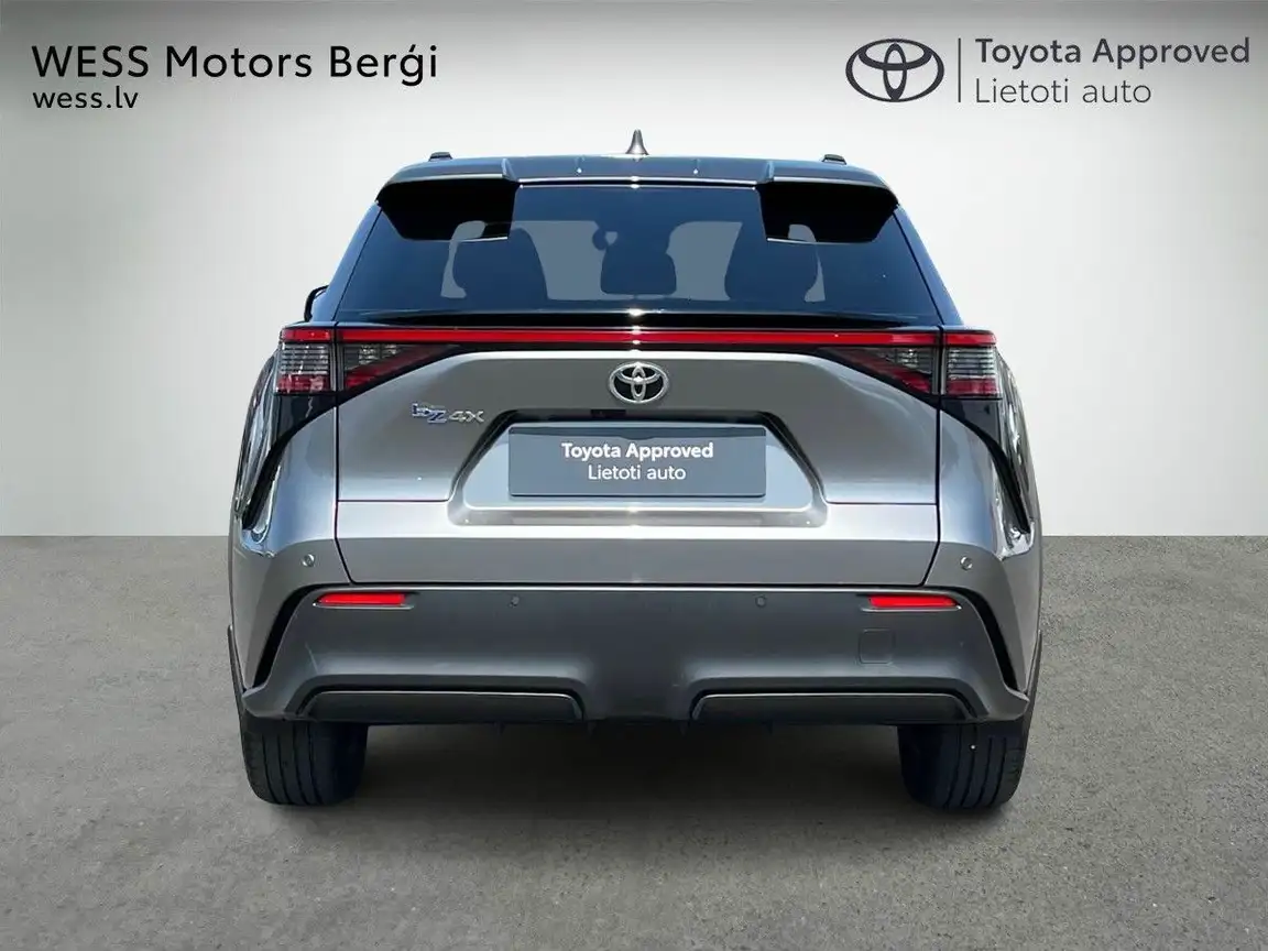 TOYOTA BZ