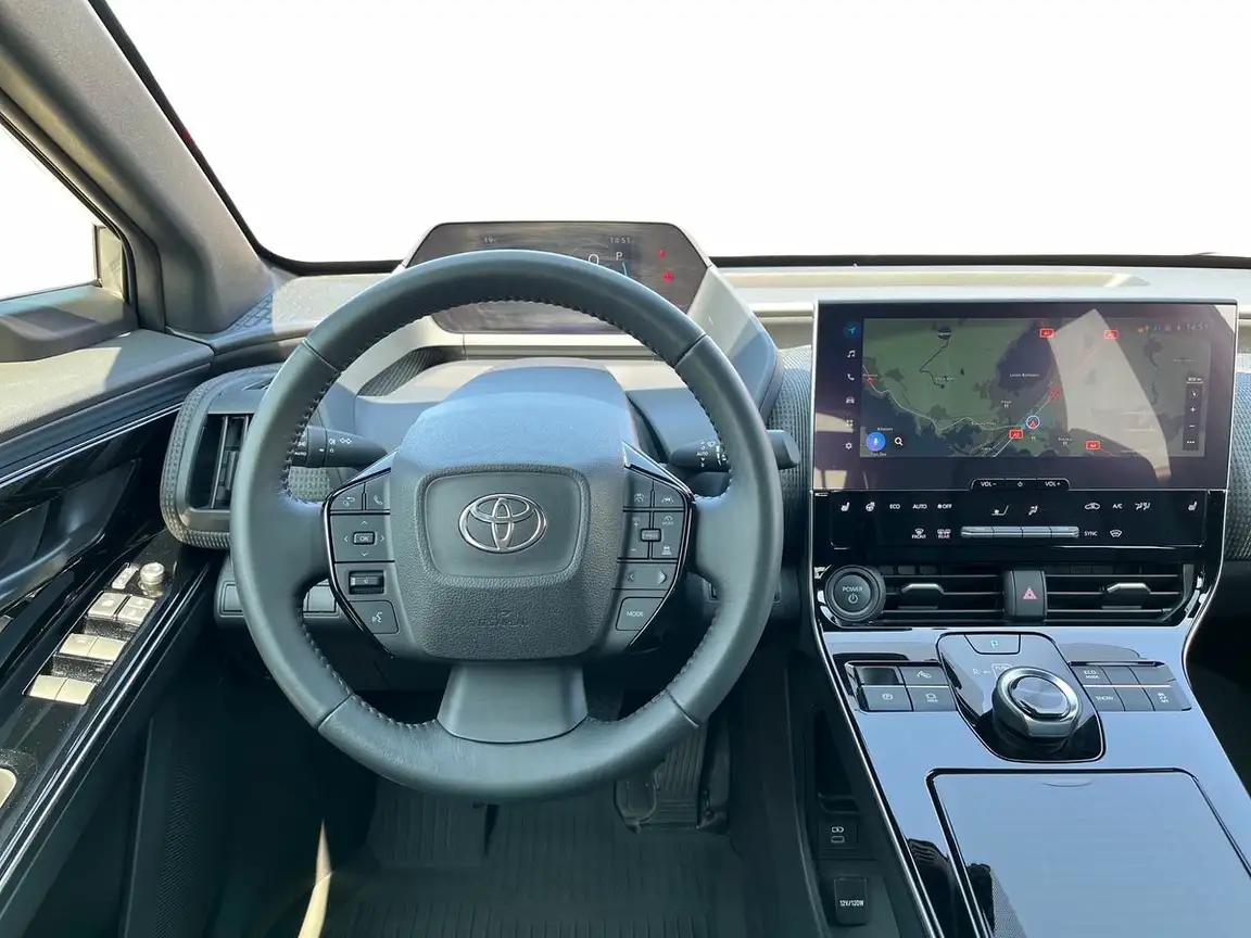 TOYOTA BZ