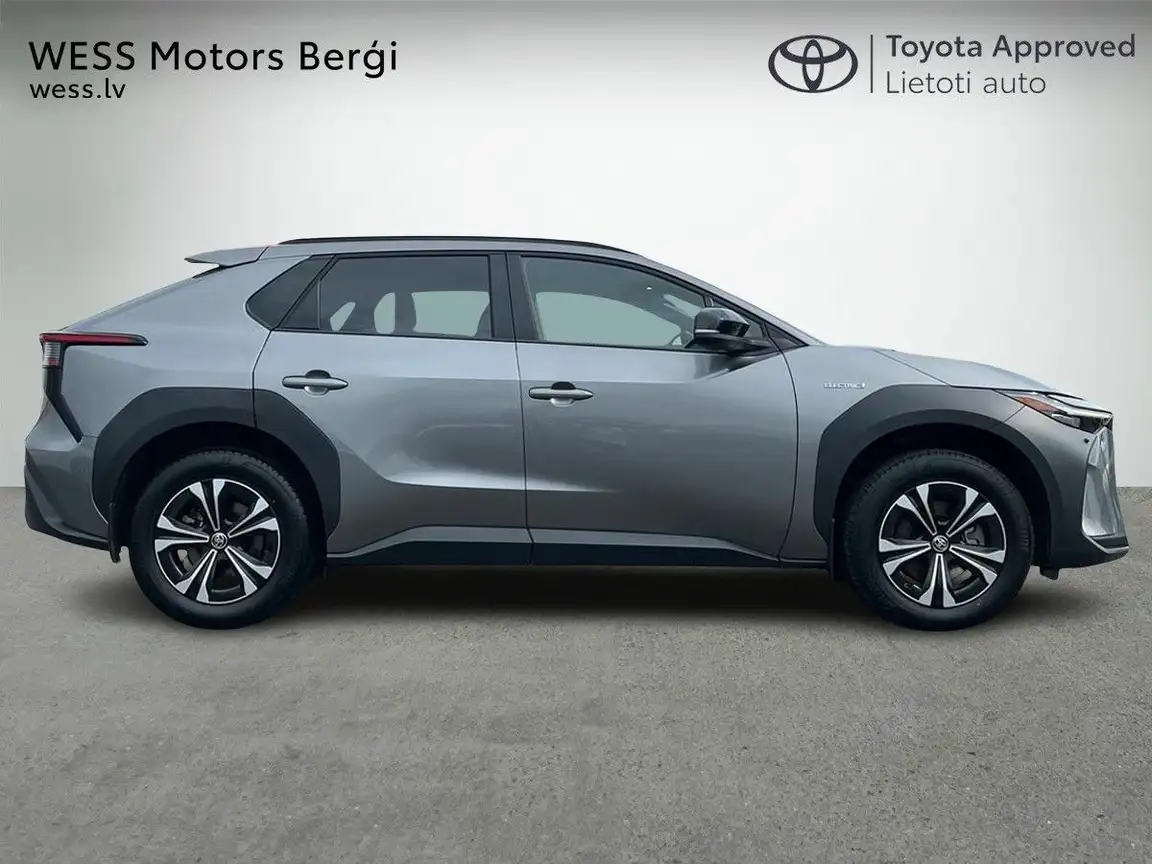 TOYOTA BZ