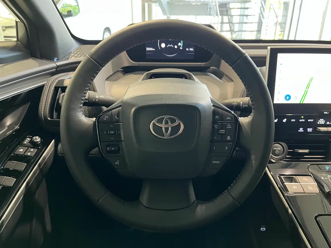 TOYOTA BZ