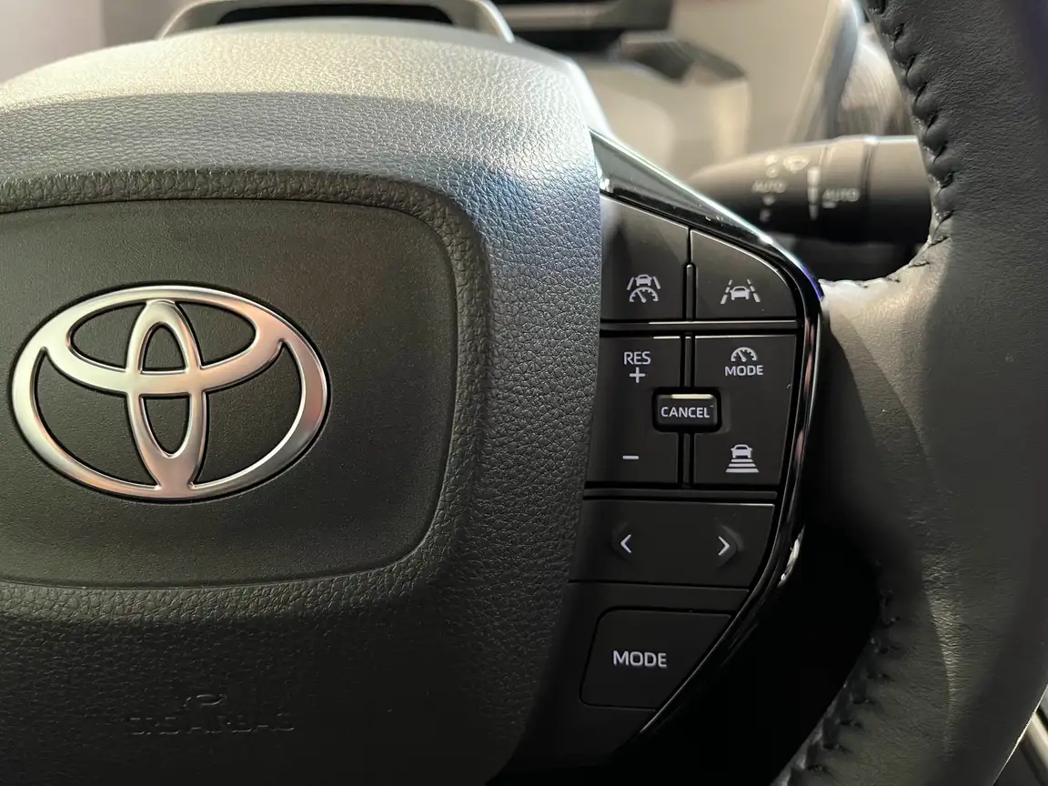 TOYOTA BZ