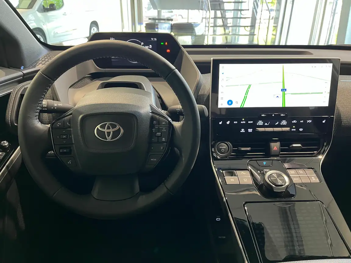 TOYOTA BZ