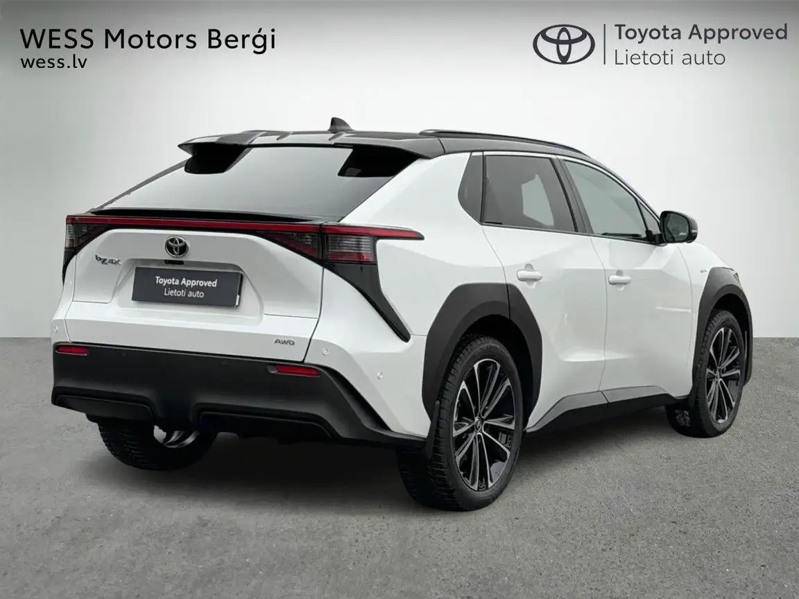 TOYOTA BZ