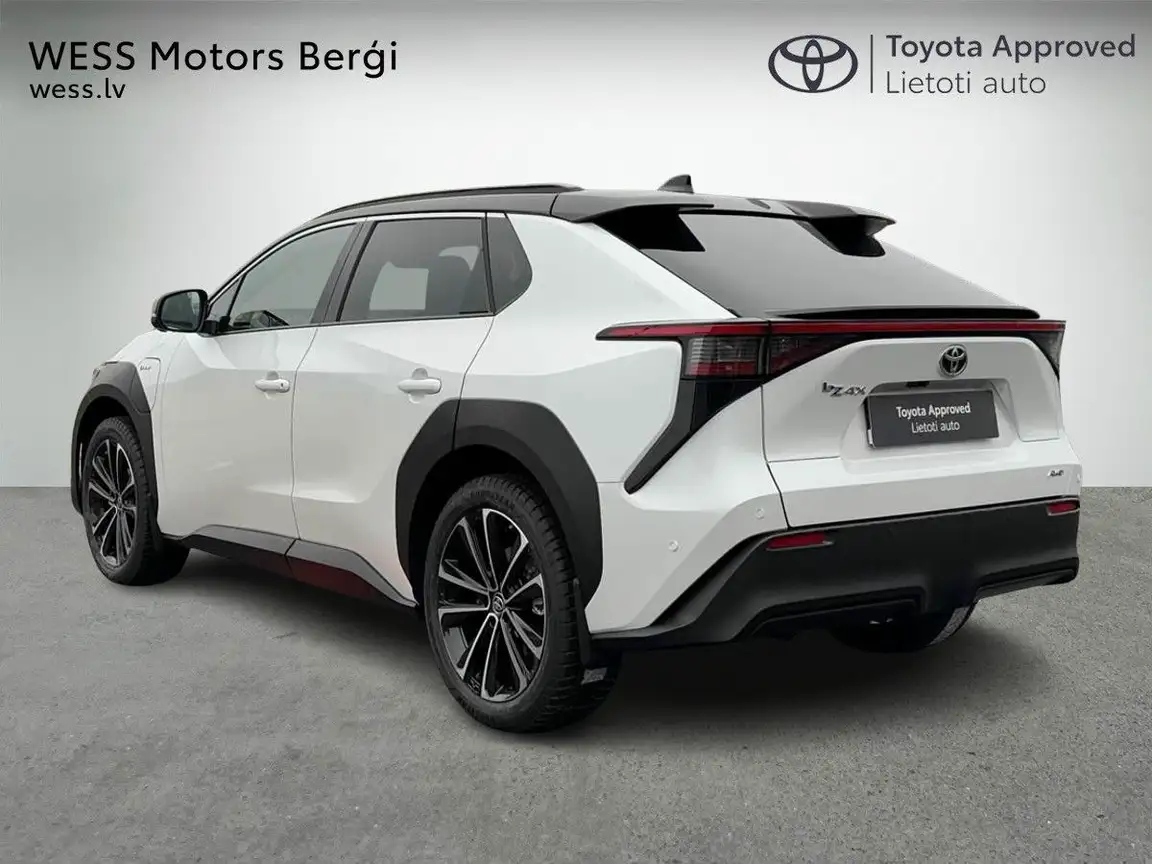TOYOTA BZ