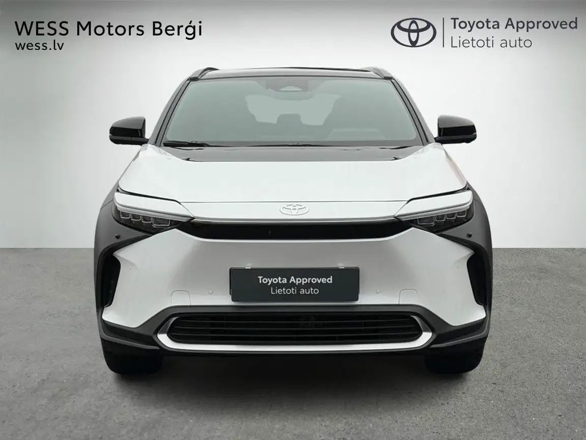 TOYOTA BZ