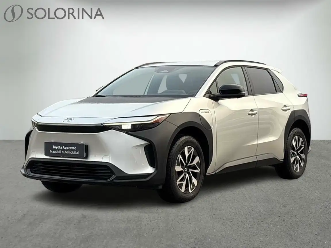 TOYOTA BZ