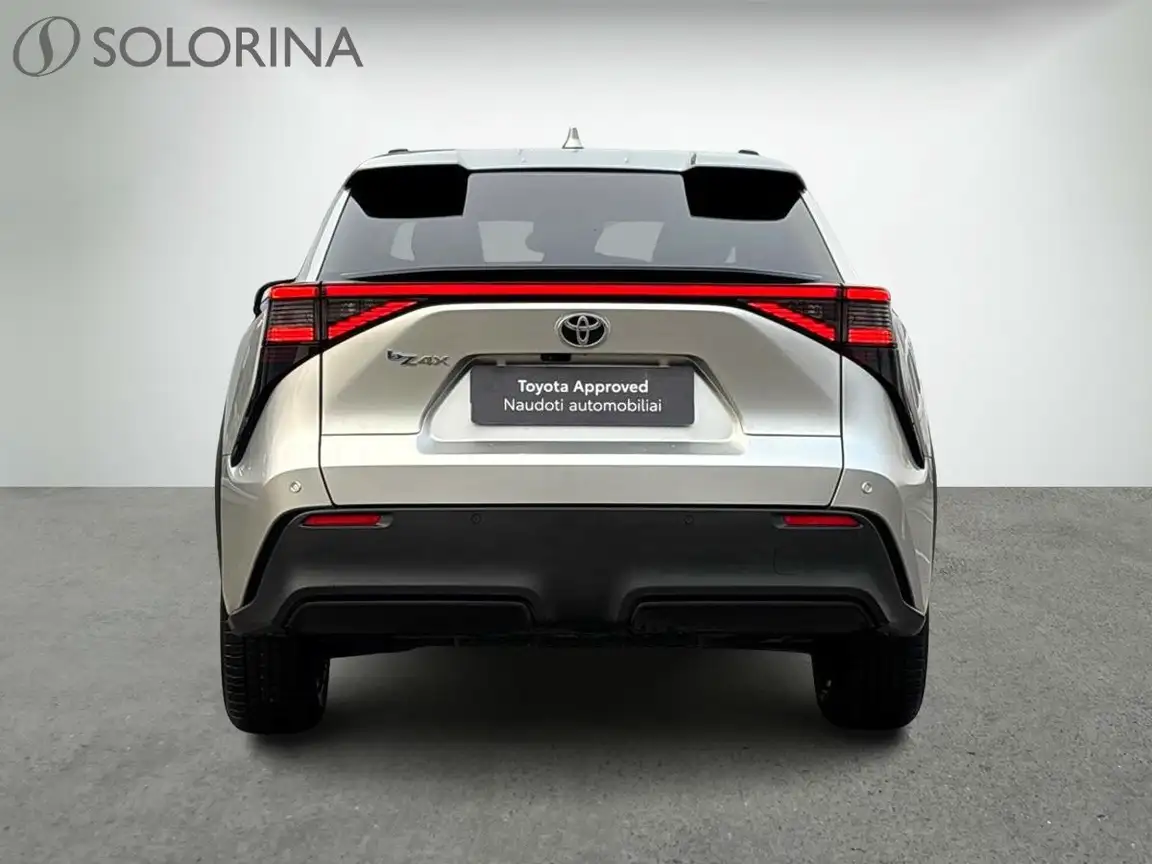 TOYOTA BZ
