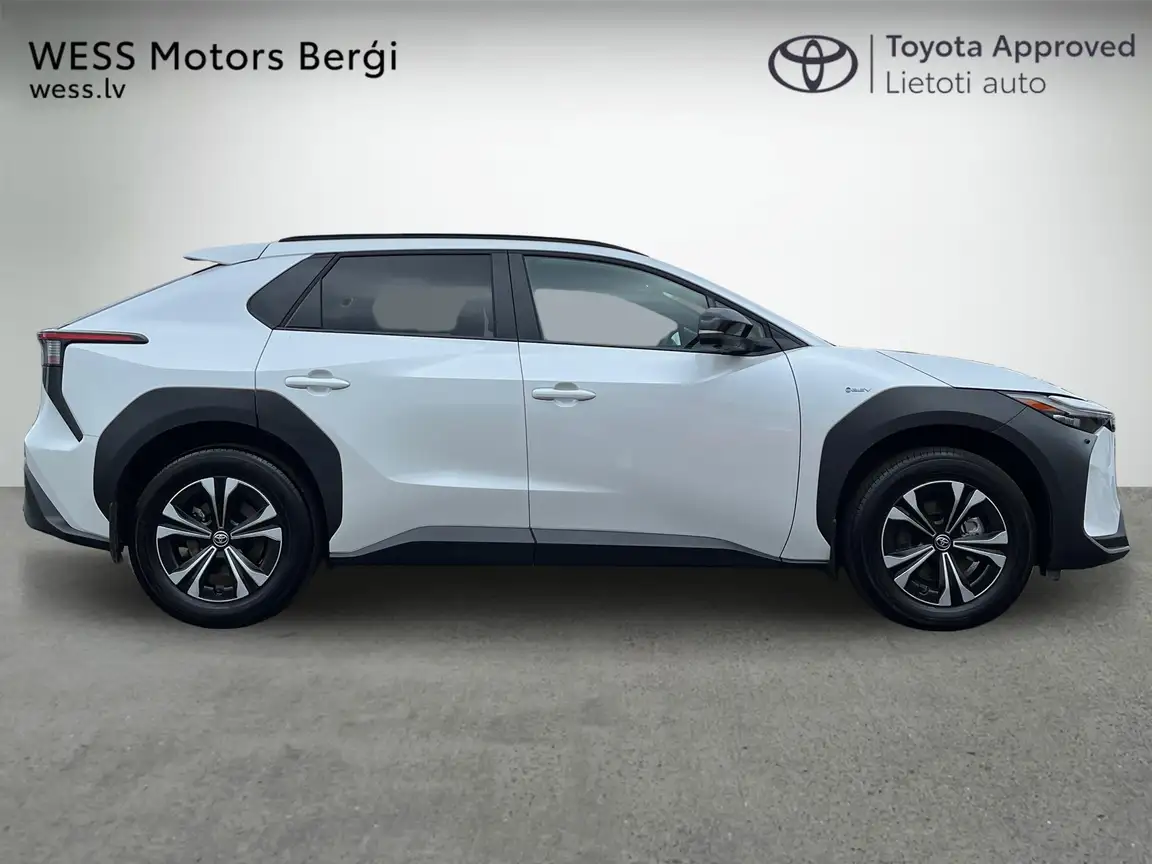 TOYOTA BZ4X