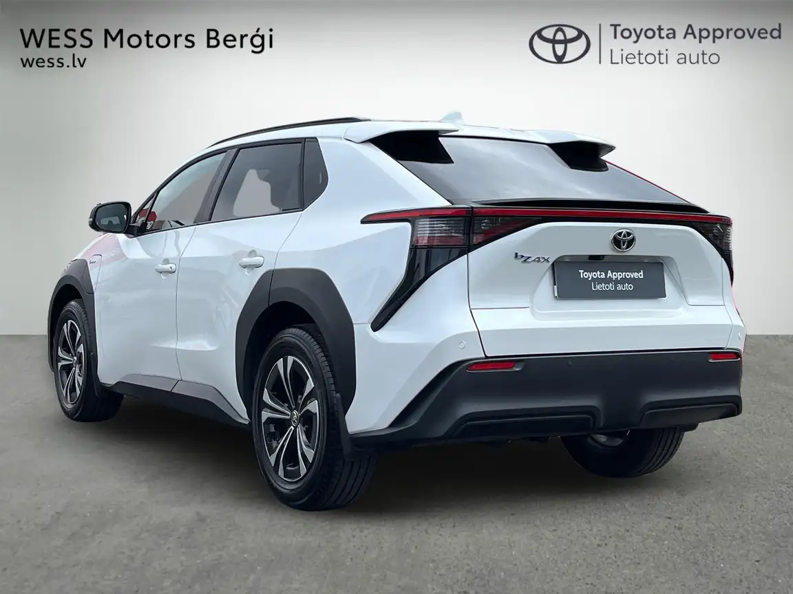 TOYOTA BZ4X