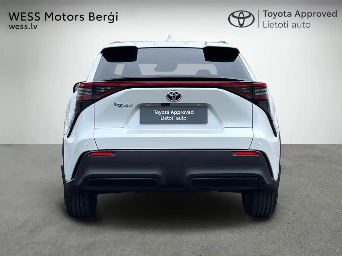 TOYOTA BZ4X