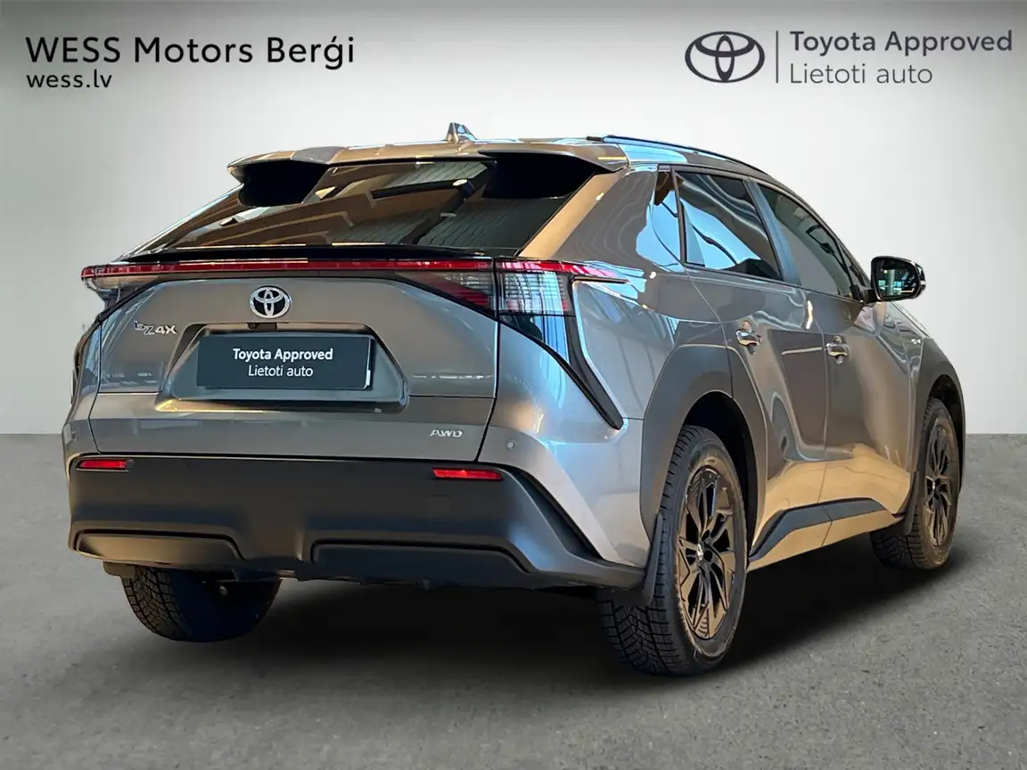 TOYOTA BZ4X