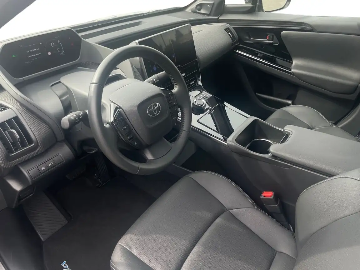 TOYOTA BZ4X