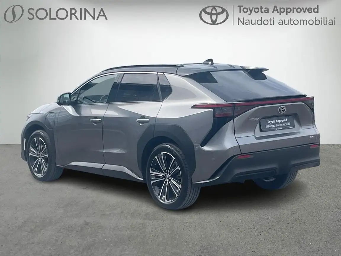 TOYOTA BZ4X