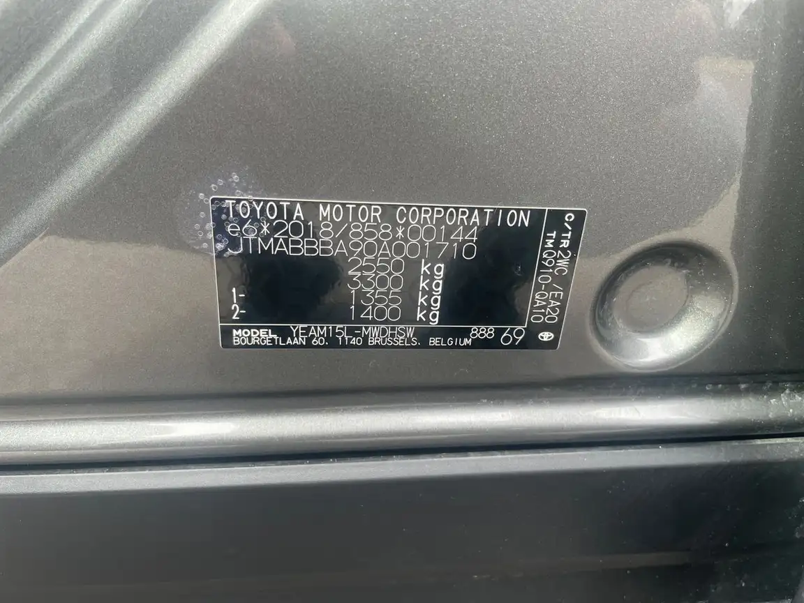 TOYOTA BZ4X