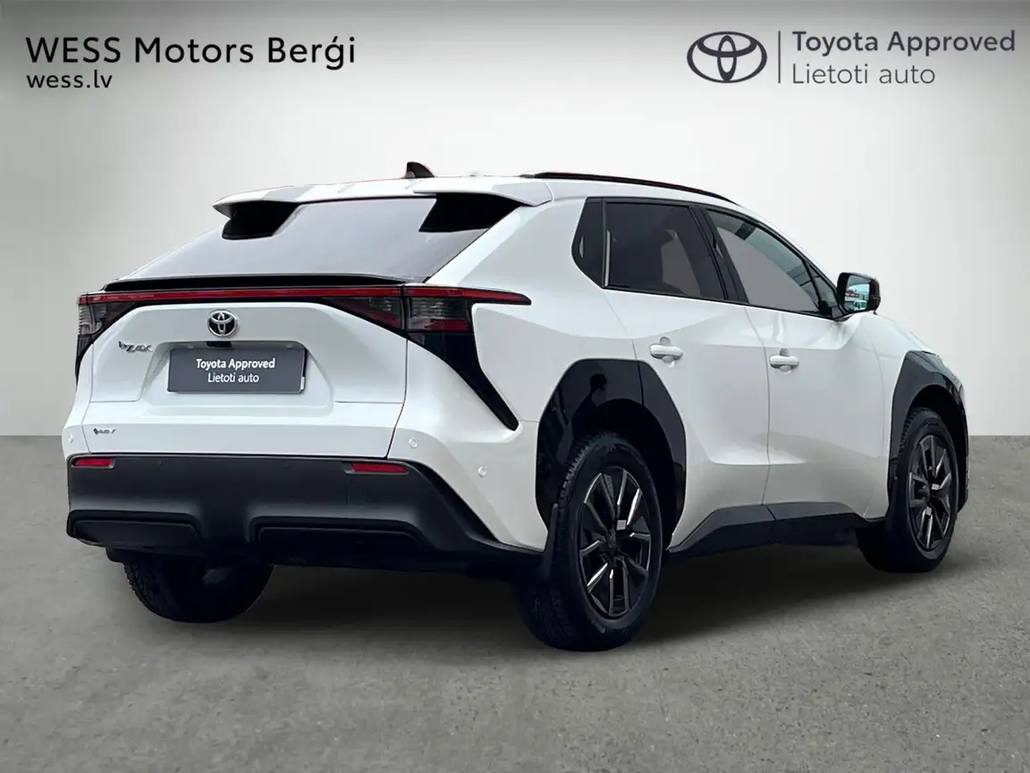 TOYOTA BZ4X