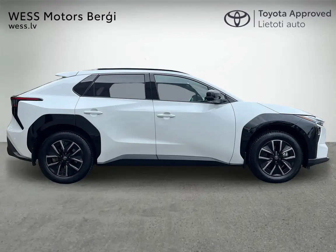 TOYOTA BZ4X