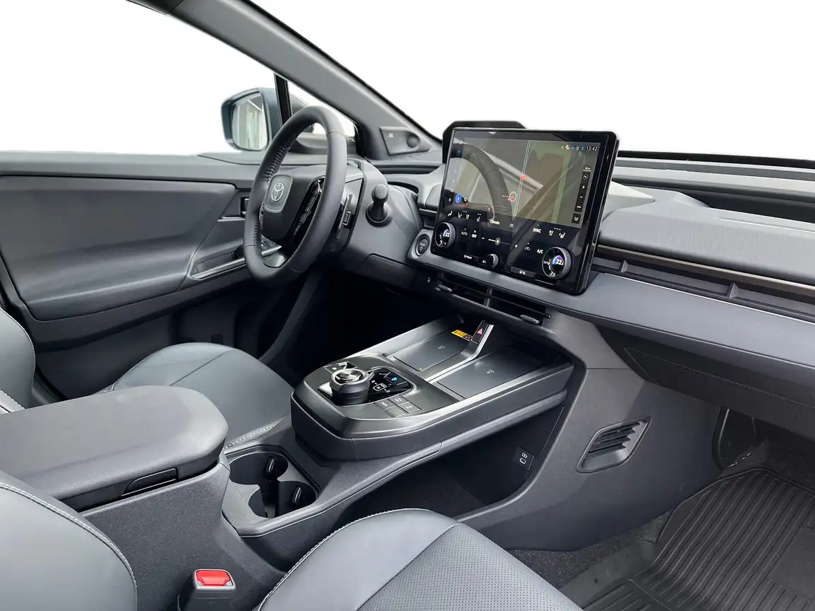 TOYOTA BZ4X