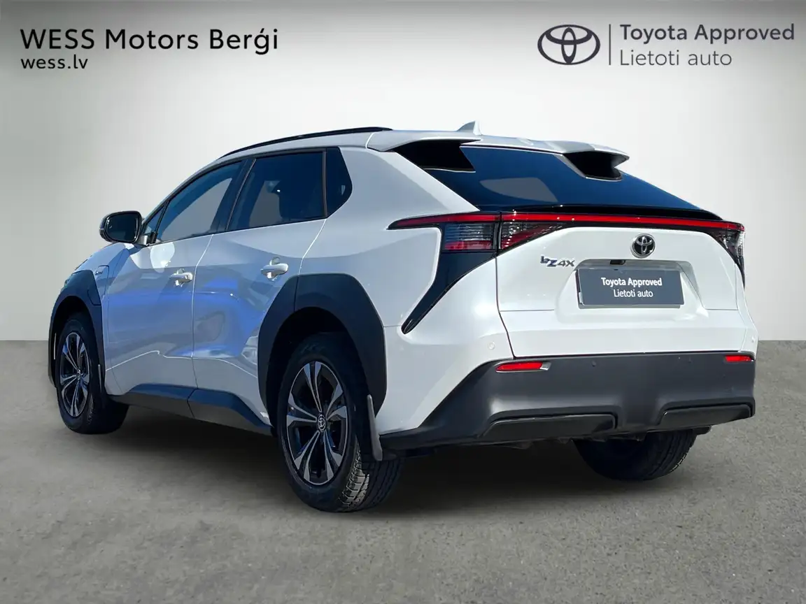 TOYOTA BZ4X