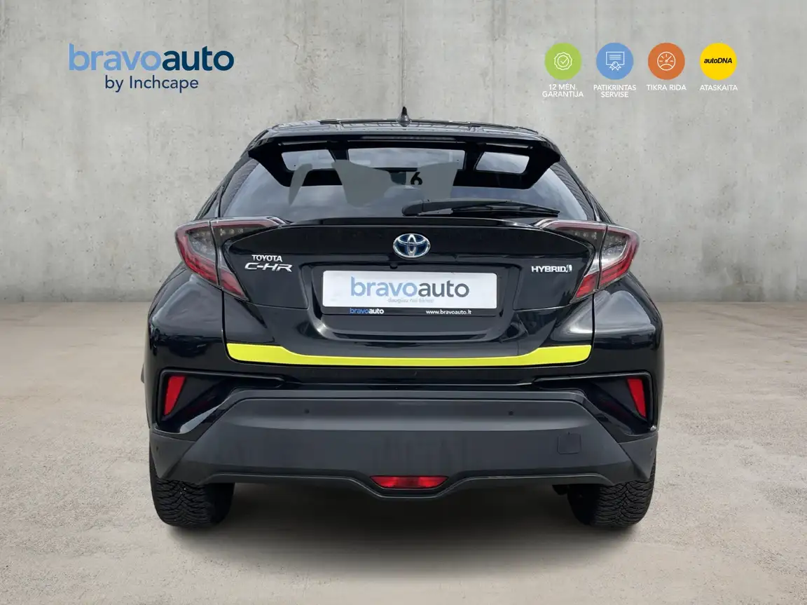 TOYOTA C-HR