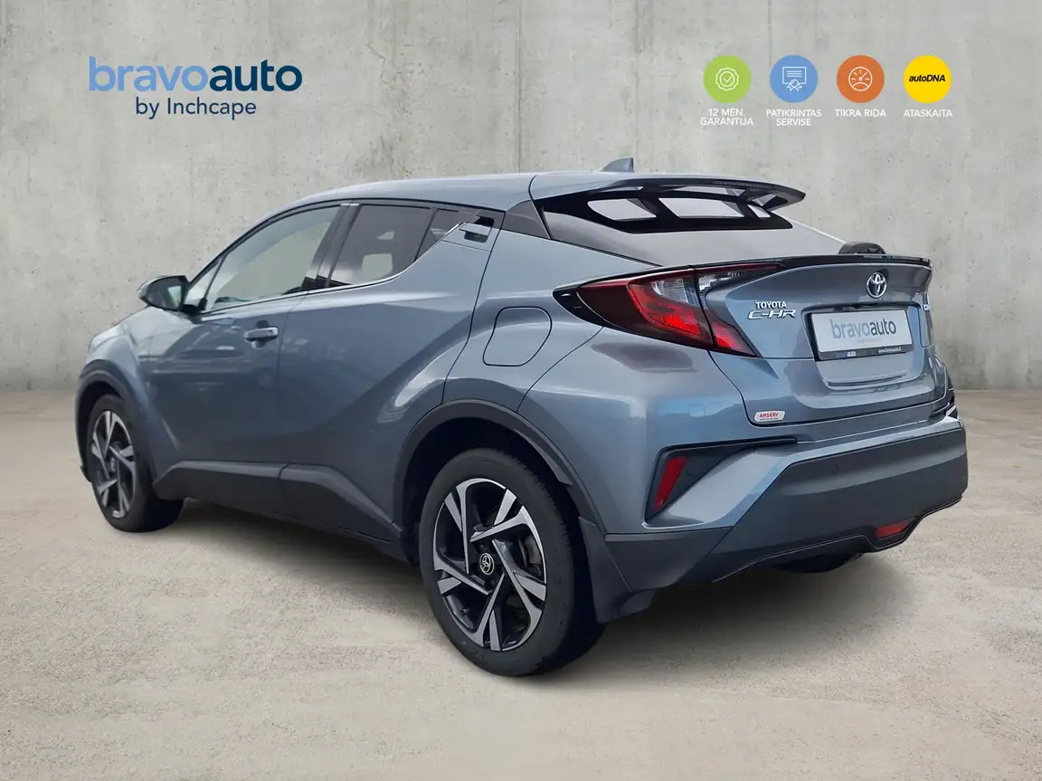 TOYOTA C-HR