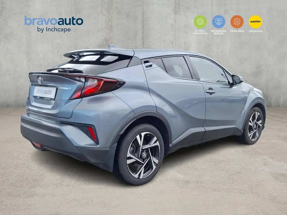 TOYOTA C-HR