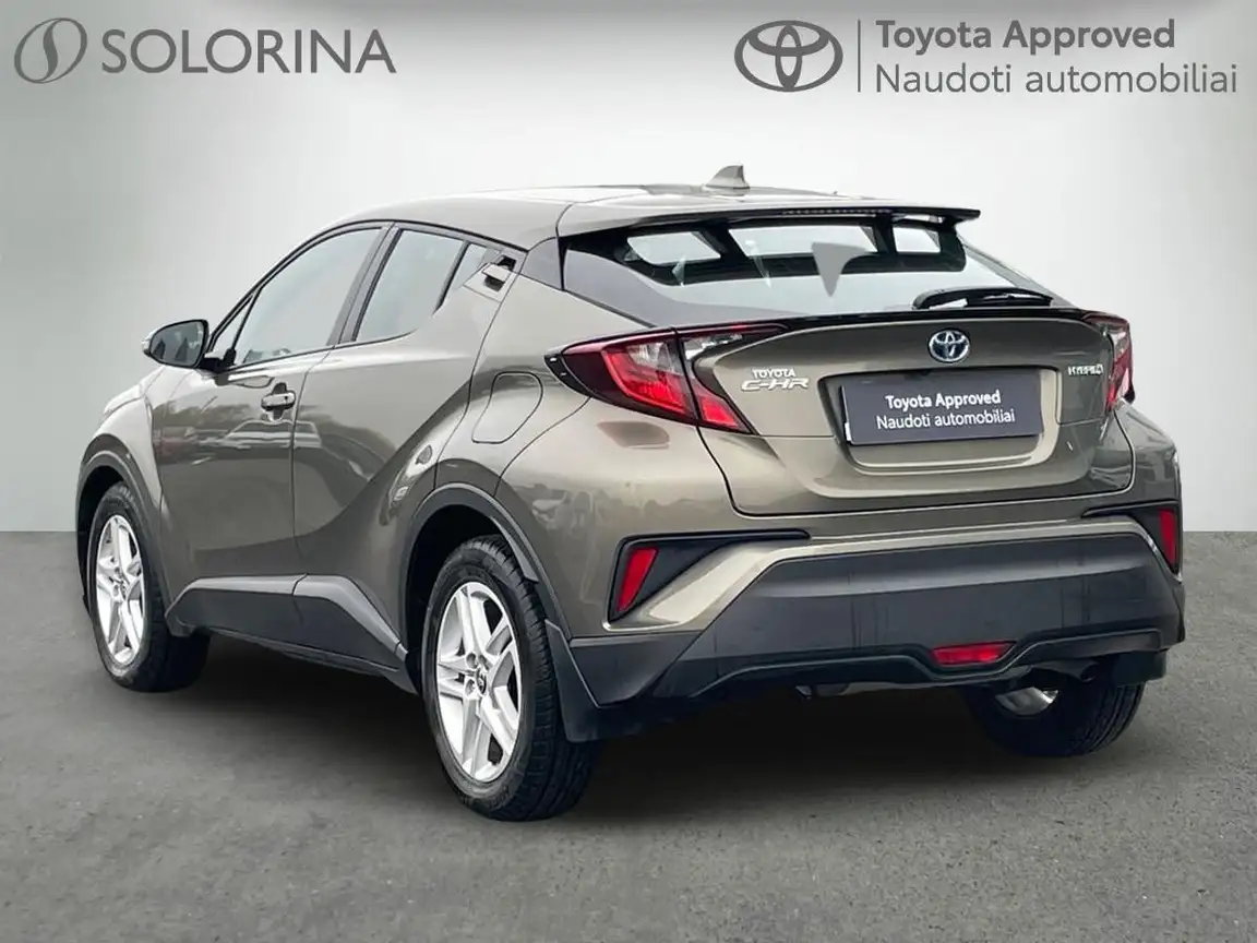 TOYOTA C-HR
