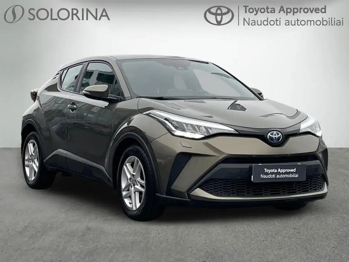 TOYOTA C-HR