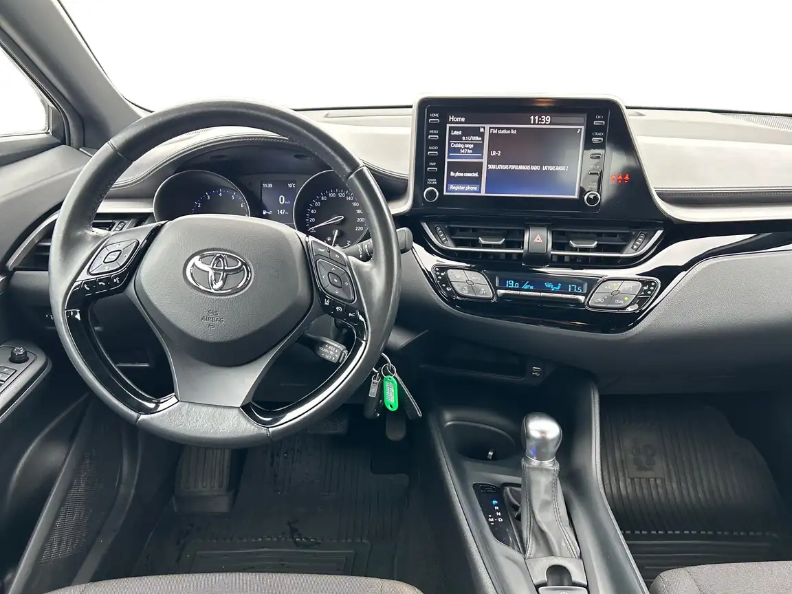 TOYOTA C-HR