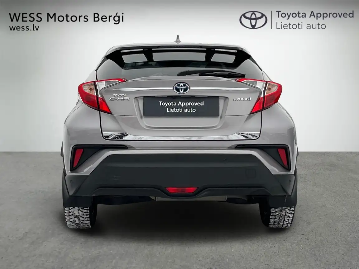 TOYOTA C-HR