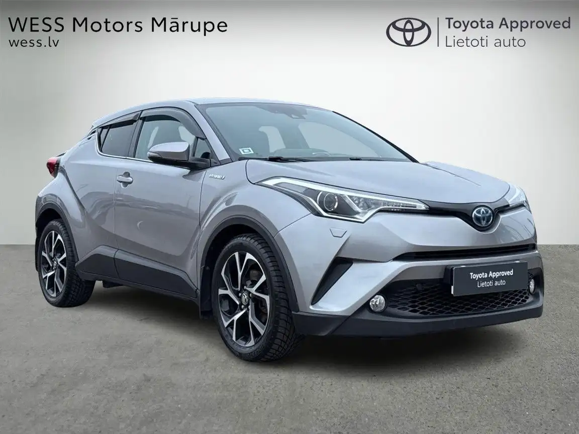 TOYOTA C-HR