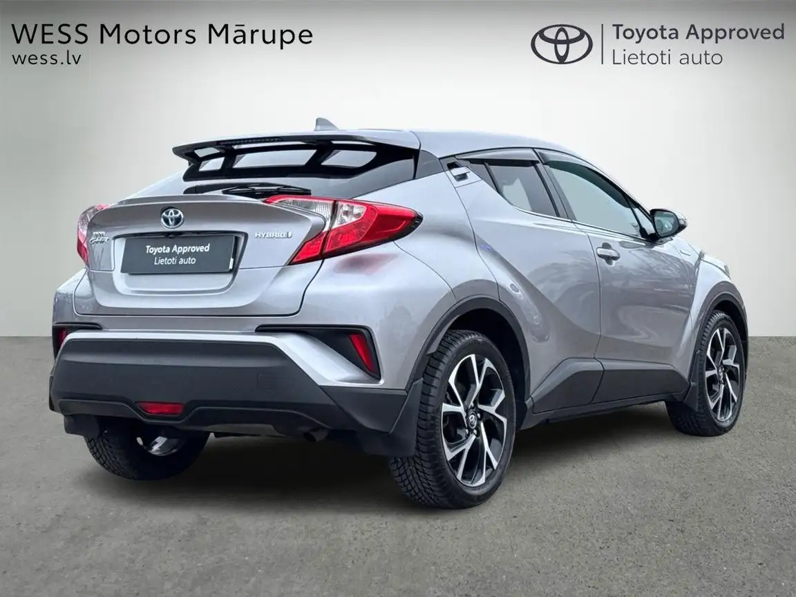 TOYOTA C-HR