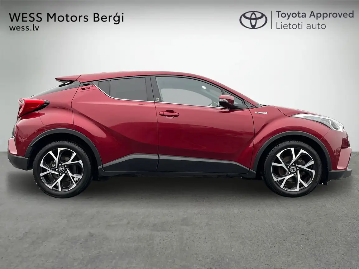 TOYOTA C-HR