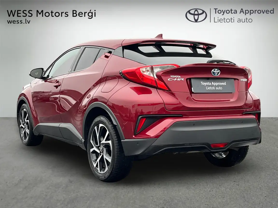 TOYOTA C-HR