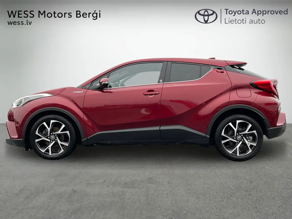 TOYOTA C-HR