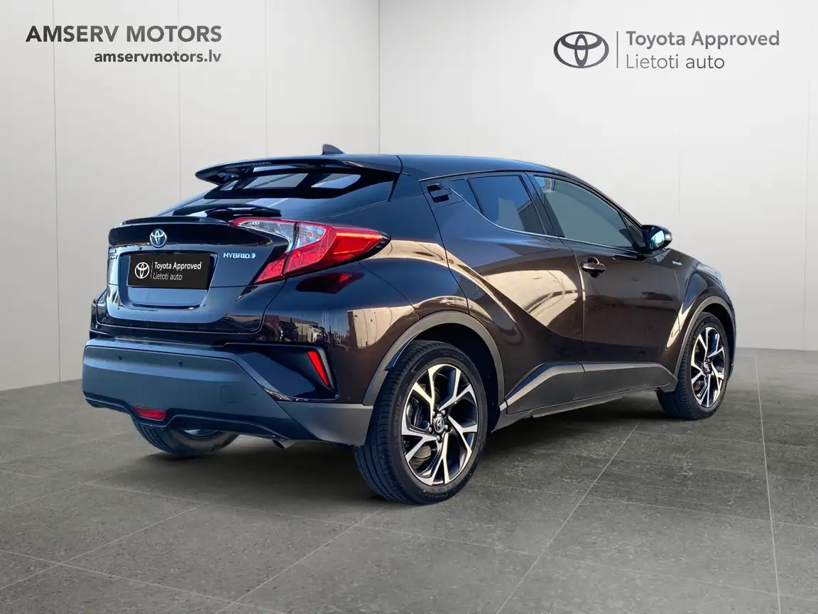 TOYOTA C-HR