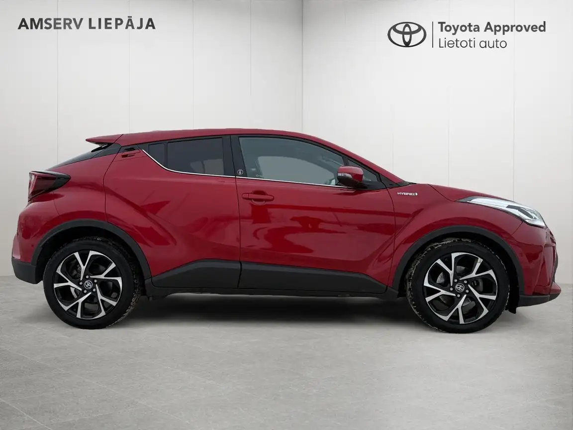 TOYOTA C-HR