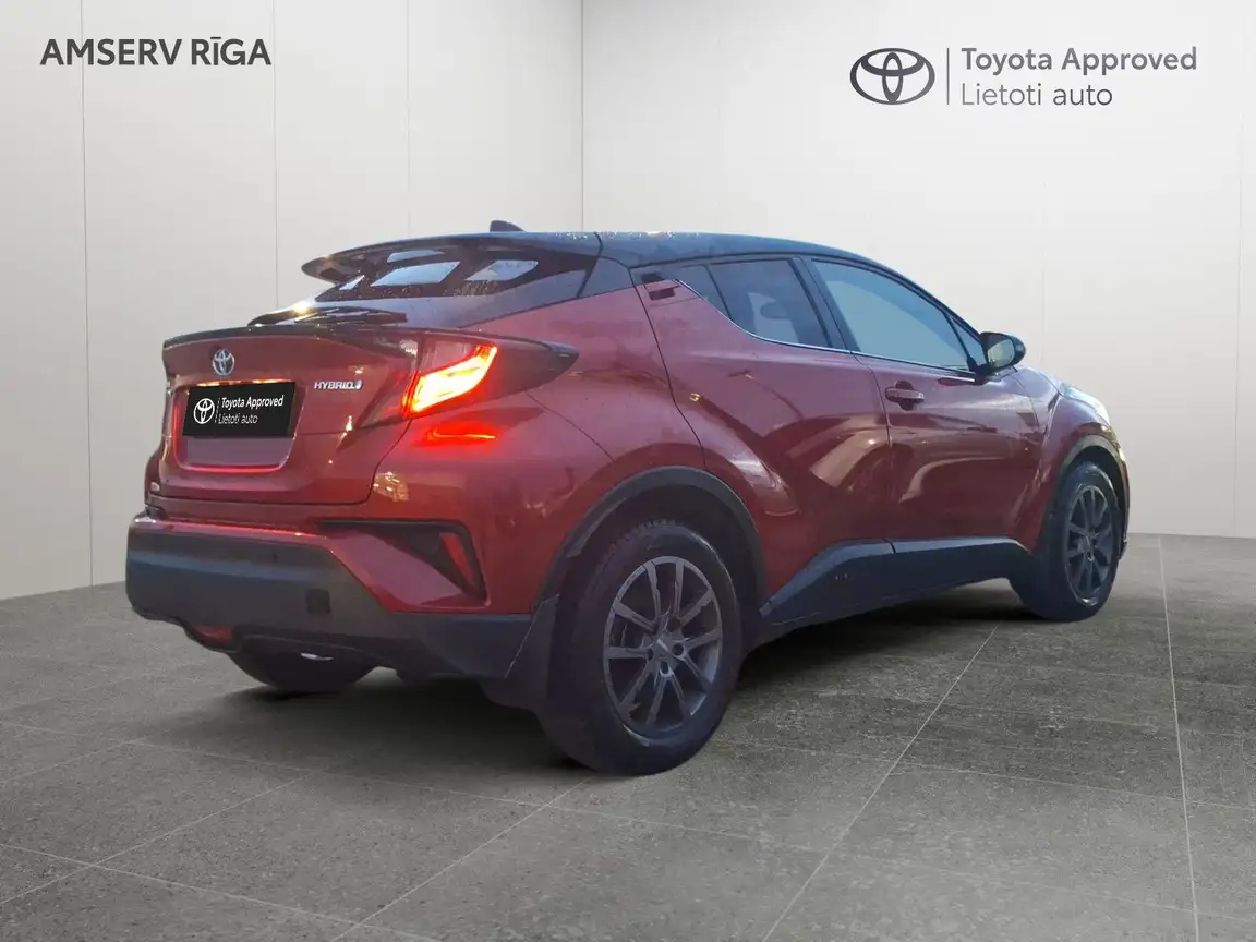 TOYOTA C-HR