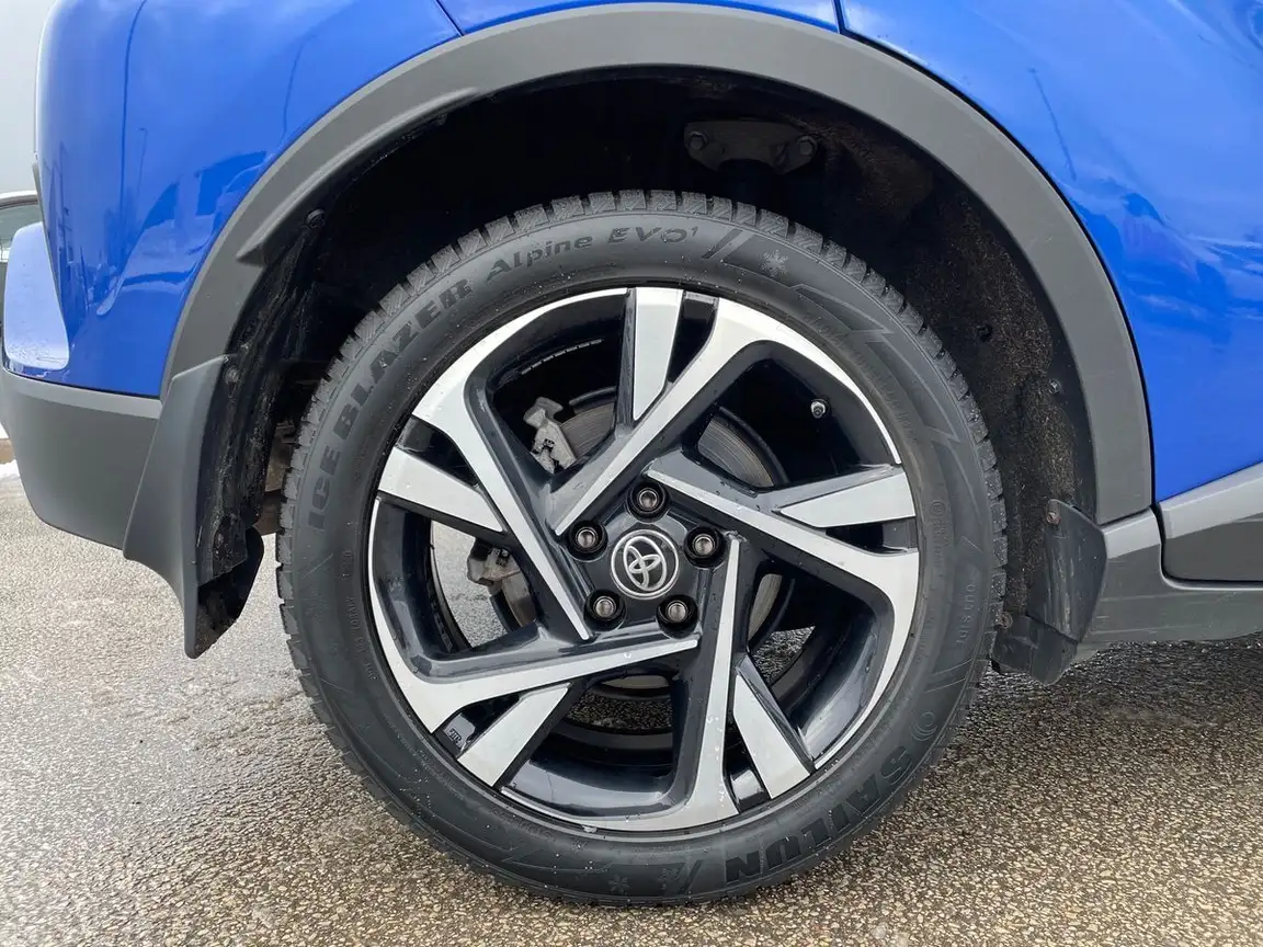 TOYOTA C-HR