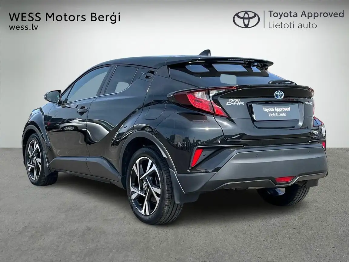 TOYOTA C-HR