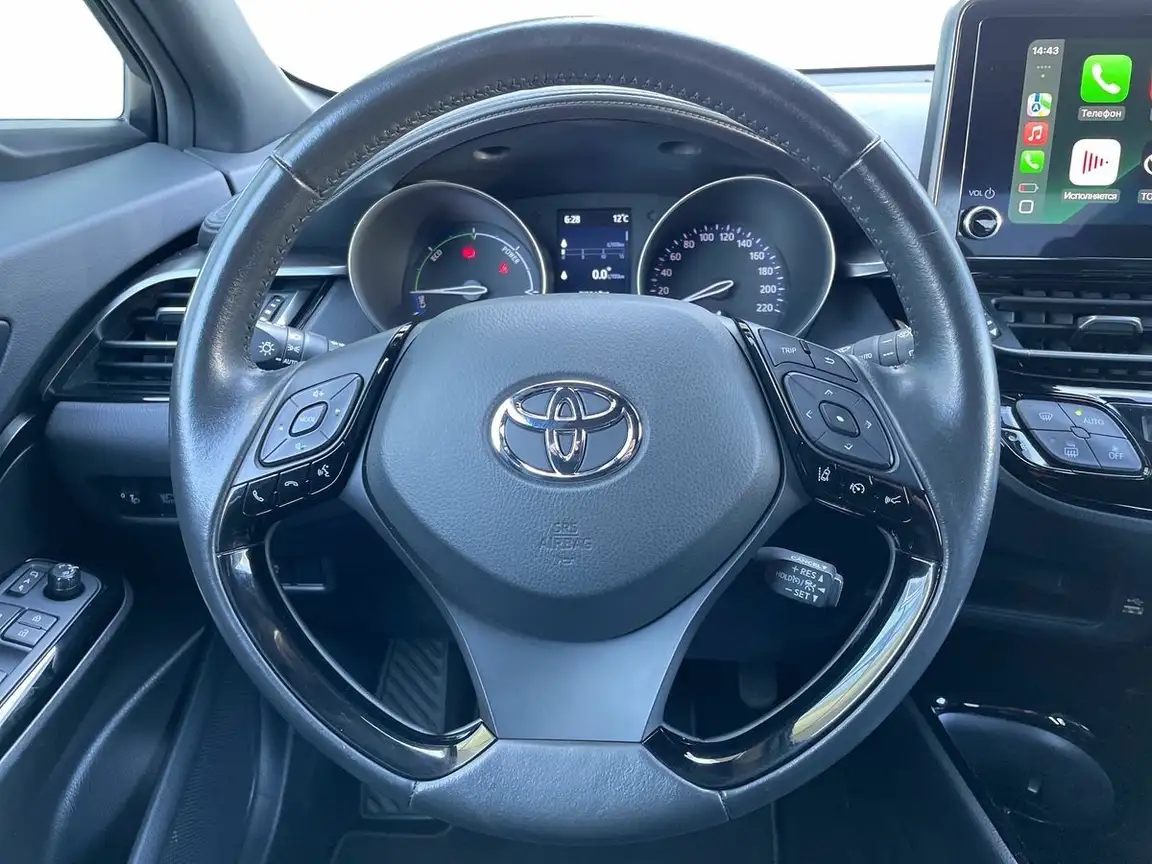 TOYOTA C-HR