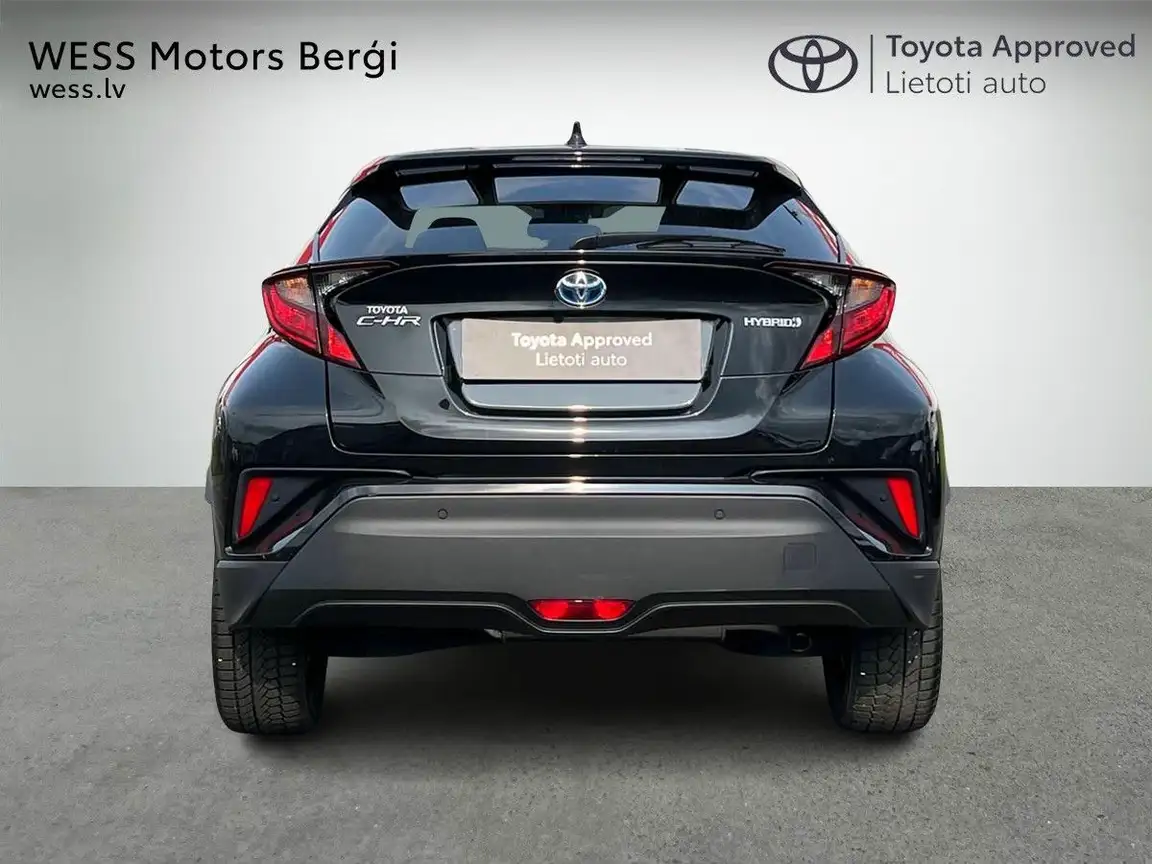 TOYOTA C-HR