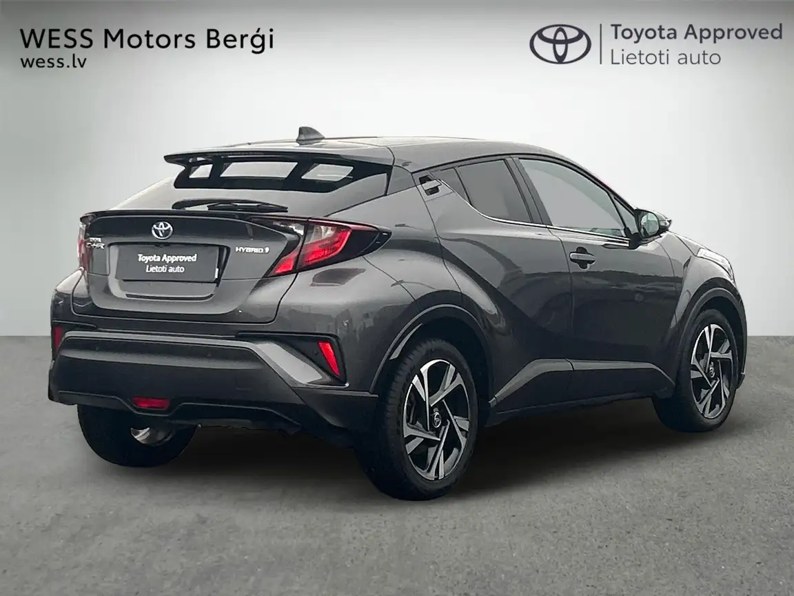 TOYOTA C-HR