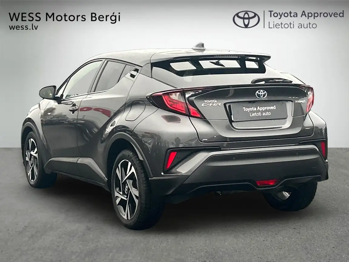 TOYOTA C-HR