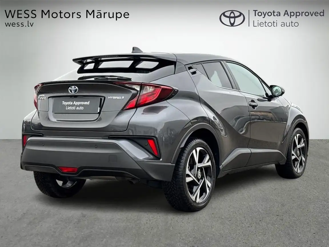 TOYOTA C-HR