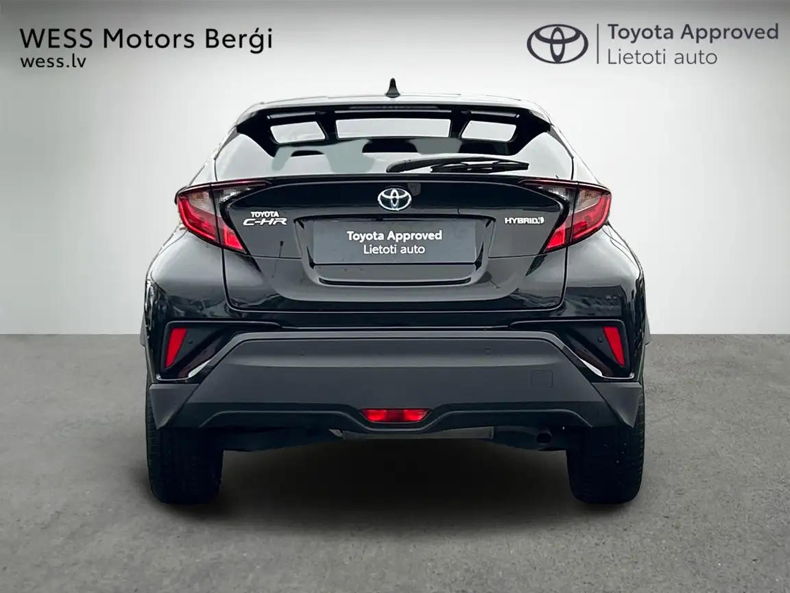 TOYOTA C-HR