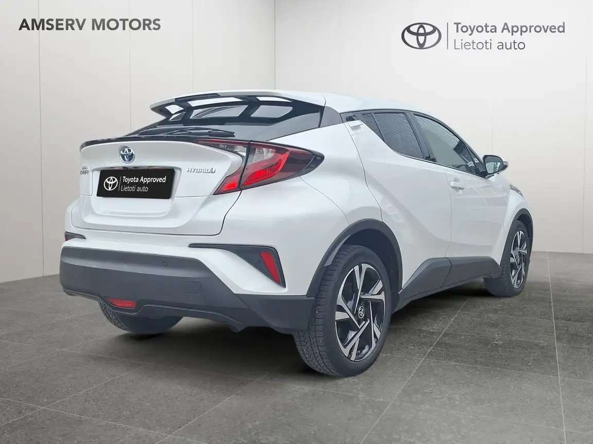 TOYOTA C-HR