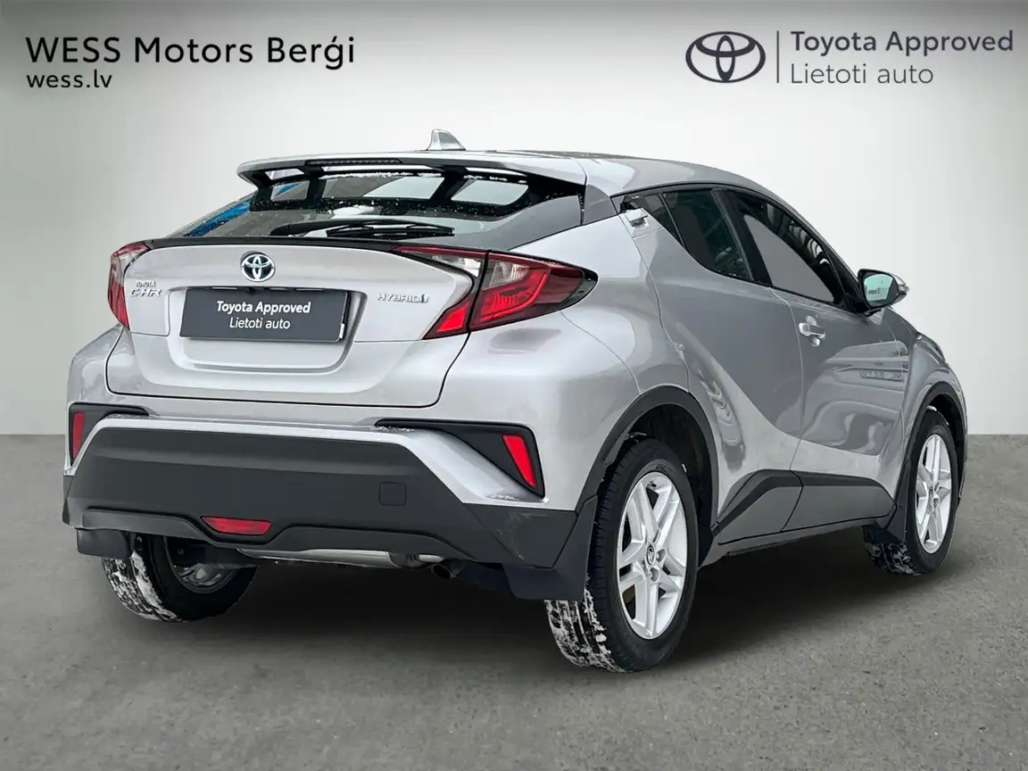 TOYOTA C-HR
